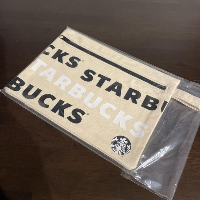 Starbucks Coffee(スターバックスコーヒー)のスターバックス＊ホリデーポーチ2020 レディースのファッション小物(ポーチ)の商品写真