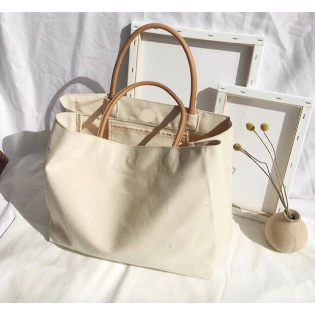 ナチュラル シンプル無地キャンバストート  白 きなり ホワイト 鞄 レディース レディースのバッグ(トートバッグ)の商品写真