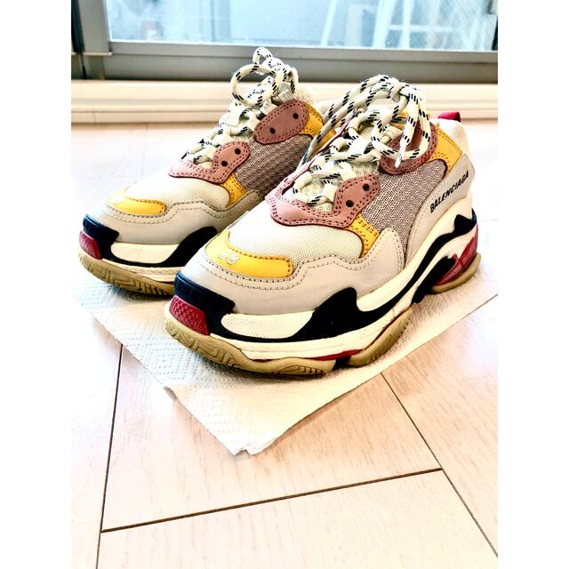 Balenciaga(バレンシアガ)のBALENCIAGA TRIPLE S サイズ38 レディースの靴/シューズ(スニーカー)の商品写真