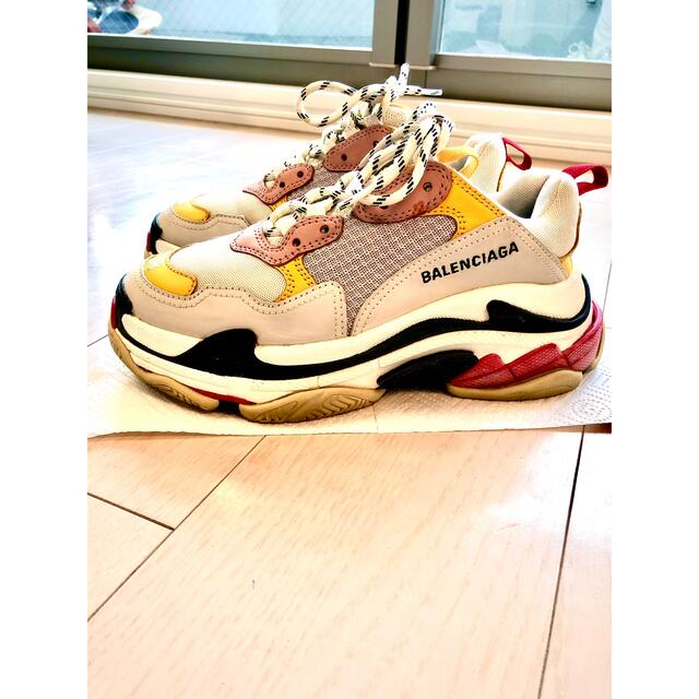 Balenciaga(バレンシアガ)のBALENCIAGA TRIPLE S サイズ38 レディースの靴/シューズ(スニーカー)の商品写真