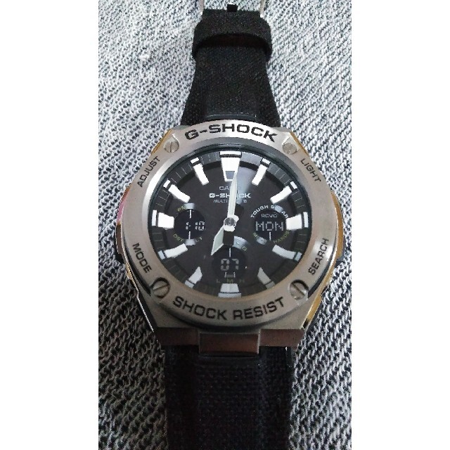 G-SHOCK(ジーショック)の中古美品 G-SHOCK GST-W130L-1AJF　Gスチール メンズの時計(腕時計(アナログ))の商品写真