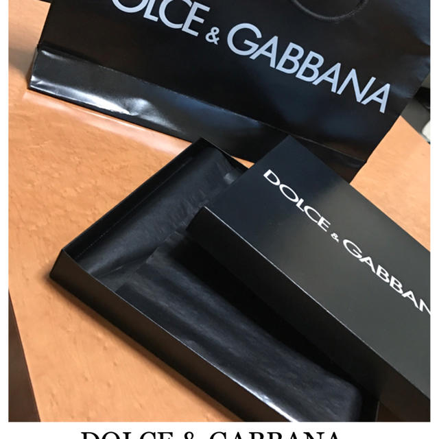 DOLCE&GABBANA(ドルチェアンドガッバーナ)のDOLCE&GABBANA   ロンT梱包用箱と紙袋 メンズのメンズ その他(その他)の商品写真