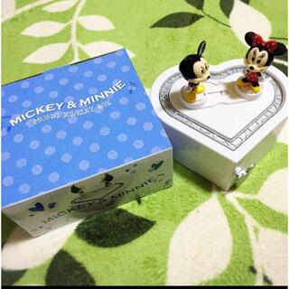 ディズニー(Disney)の【新品】ミッキー&ミニーmusic jewelry Box(小物入れ)