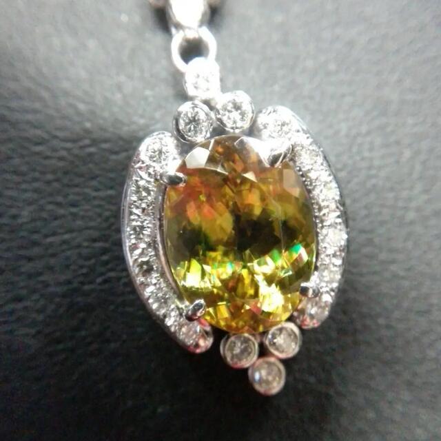 高品質☆希少石　大粒4.11ct スフェーンダイヤネックレス　pt900/850