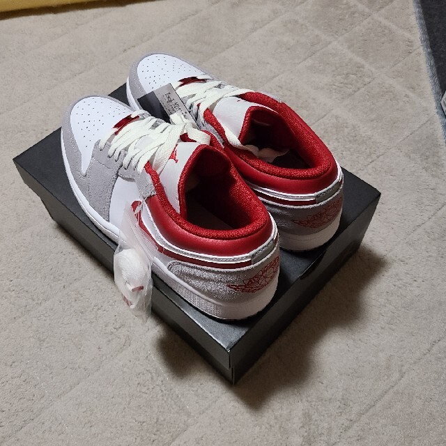 NIKE JORDAN 1 LOW SE　White/Grey/Red 1