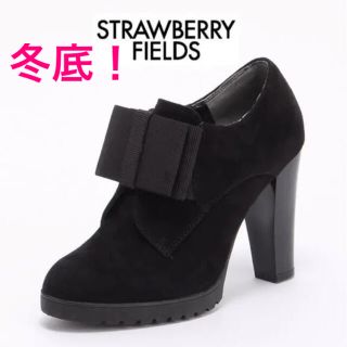 ストロベリーフィールズ(STRAWBERRY-FIELDS)の☆美品！冬底！ストロベリーフィールズ　ブーツ　ショートブーツ☆(ブーツ)