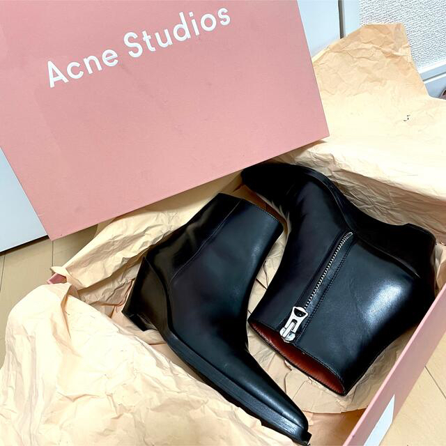 ACNE(アクネ)の明日処分の最終値下げ‼️美品❣️Acne Studios ショートブーツ レディースの靴/シューズ(ブーツ)の商品写真