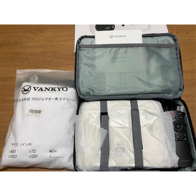 【新品未使用】VANKYO LEISURE430プロジェクター スクリーンセット スマホ/家電/カメラのテレビ/映像機器(プロジェクター)の商品写真
