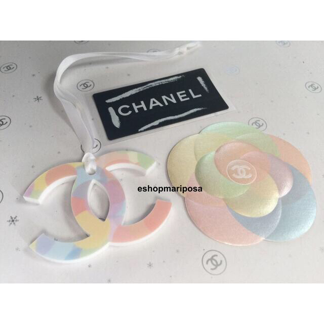 CHANEL(シャネル)のシャネル🎀ココチャーム2種+カメリアステッカー+ロゴシール黒  レディースのアクセサリー(チャーム)の商品写真