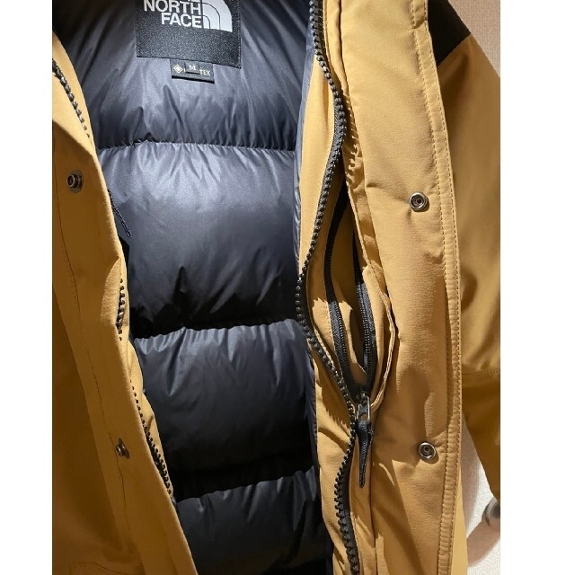 THE NORTH FACE(ザノースフェイス)のTHE NORTH FACE　マウンテンダウンジャケット（メンズ） メンズのジャケット/アウター(ダウンジャケット)の商品写真