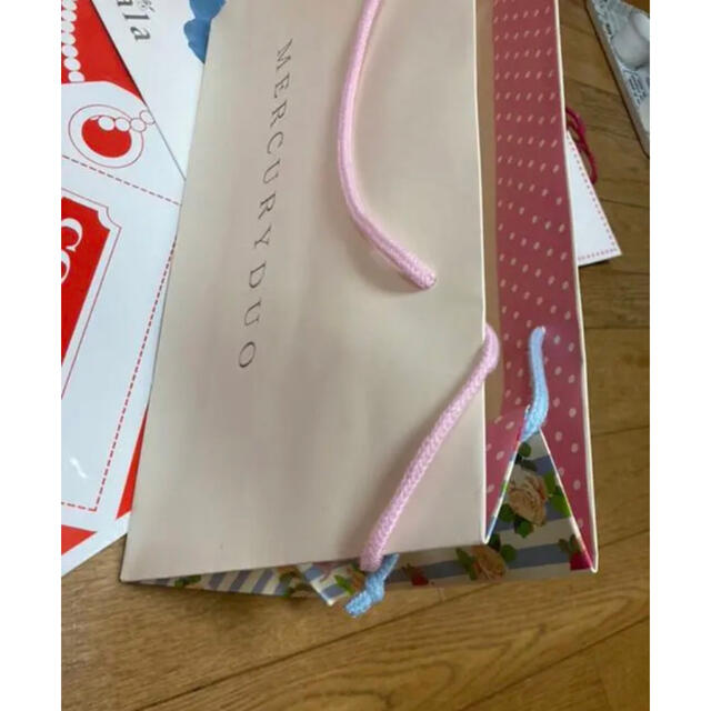 Tory Burch(トリーバーチ)の紙袋　30枚　バラ売り可能 レディースのバッグ(ショップ袋)の商品写真
