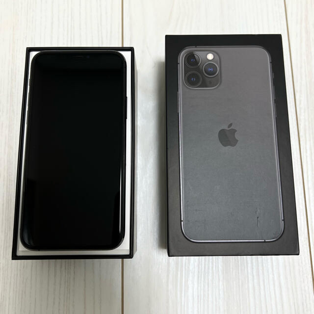 iPhone(アイフォーン)のApple iPhone 11 Pro 256GB スペースグレイ SIMフリー スマホ/家電/カメラのスマートフォン/携帯電話(スマートフォン本体)の商品写真