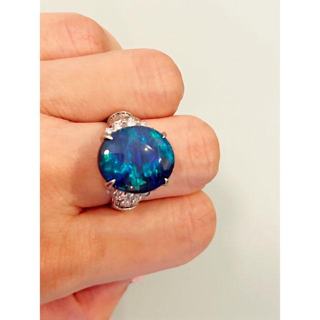 美品★天然ブラックオパール★6.78カラット大粒オパールリング 美品★天然ブラックオパール★6.78カラット大粒オパールリング
