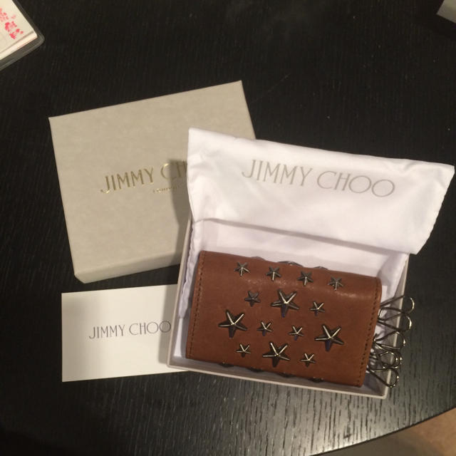 JIMMY CHOO(ジミーチュウ)の新品 ジミーチュウ スタッズ キーケース レディースのファッション小物(キーケース)の商品写真