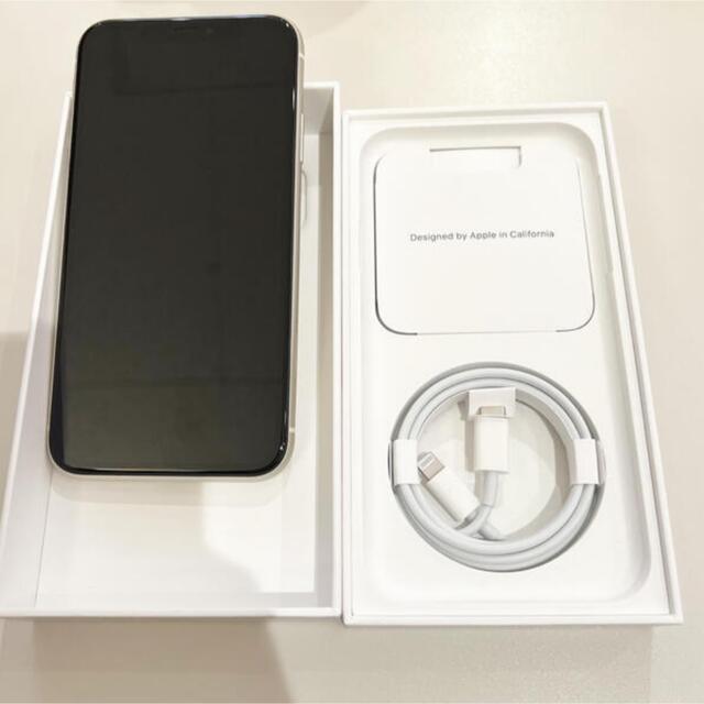 iPhone(アイフォーン)の 新品　未使用　IPhone  11 64GB SIMフリー ホワイト　白 スマホ/家電/カメラのスマートフォン/携帯電話(スマートフォン本体)の商品写真