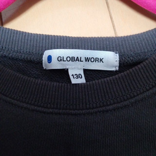 GLOBAL WORK(グローバルワーク)のお値下げ！グローバルワーク　キッズトレーナー130 キッズ/ベビー/マタニティのキッズ服男の子用(90cm~)(Tシャツ/カットソー)の商品写真