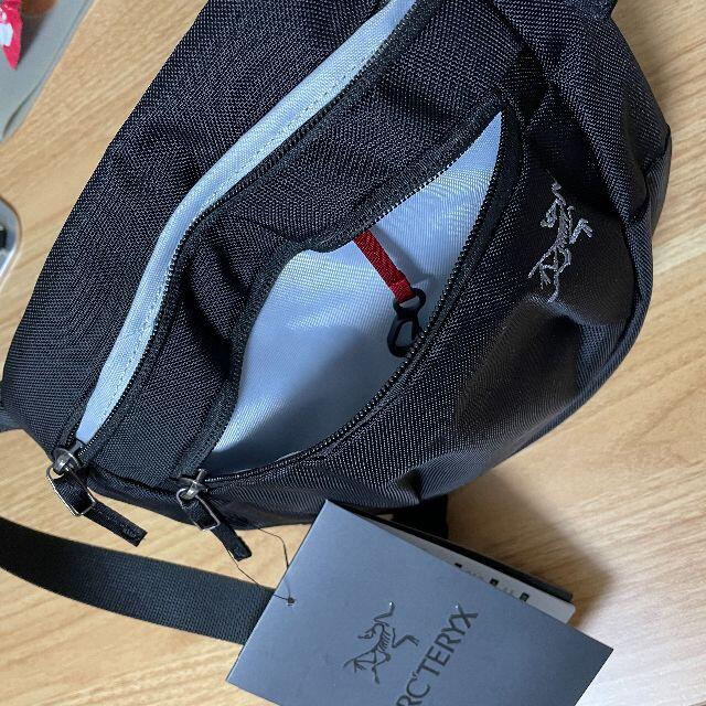 ARC'TERYX(アークテリクス)の 【新品】アークテリクス マンティス2 ARC'TERYX Mantis2 黒 メンズのバッグ(ショルダーバッグ)の商品写真