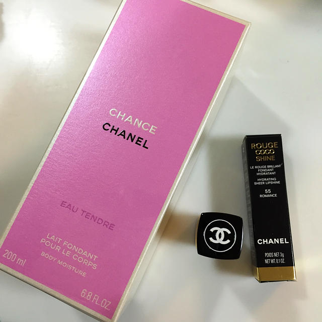 CHANEL(シャネル)のチャンスボディクリーム♡口紅セット♡ コスメ/美容のボディケア(ボディクリーム)の商品写真