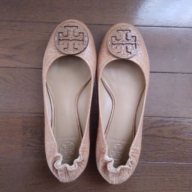 Tory Burch(トリーバーチ)のTORY BURCH  トリーバーチ　バレエシューズフラット　24cm レディースの靴/シューズ(ハイヒール/パンプス)の商品写真