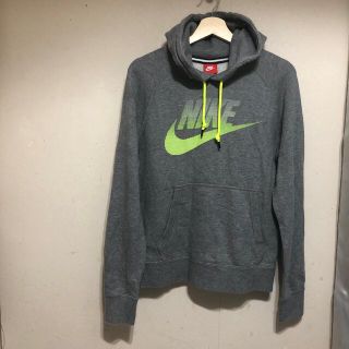 ナイキ(NIKE)のババロ様専用　NIKE ナイキ　パーカー　160〜(ジャケット/上着)