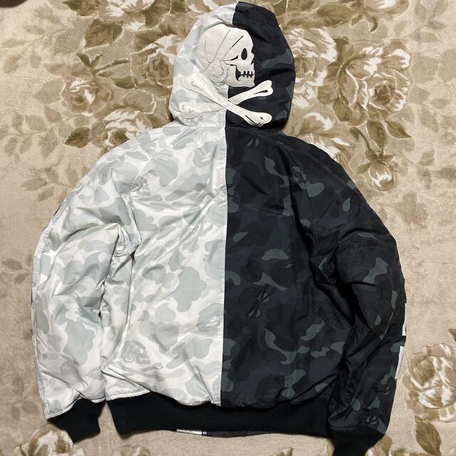 APE BAPE KAWS NEIGHBORHOOD シャーク　ダウンジャケット 1