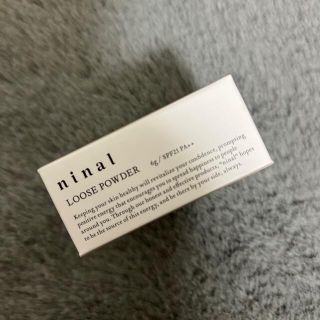 ninal LOOSE POWDER(フェイスパウダー)