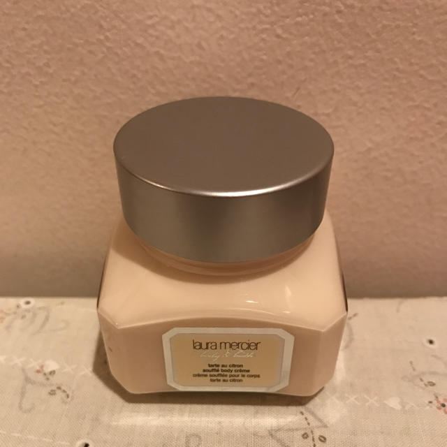 laura mercier(ローラメルシエ)のローラメルシエ♡ホイップトボディクリーム♡タルト オ シトロン♡ コスメ/美容のボディケア(ボディクリーム)の商品写真