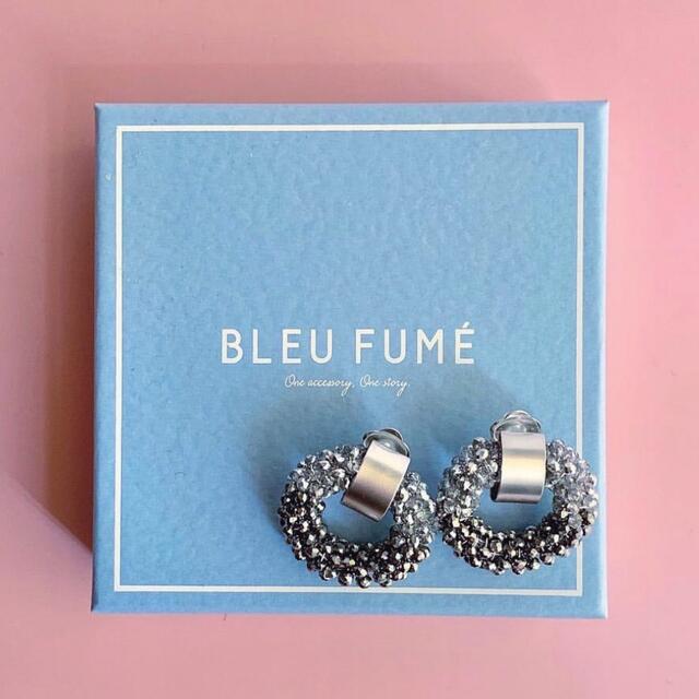 bleu fume ピアスレディース