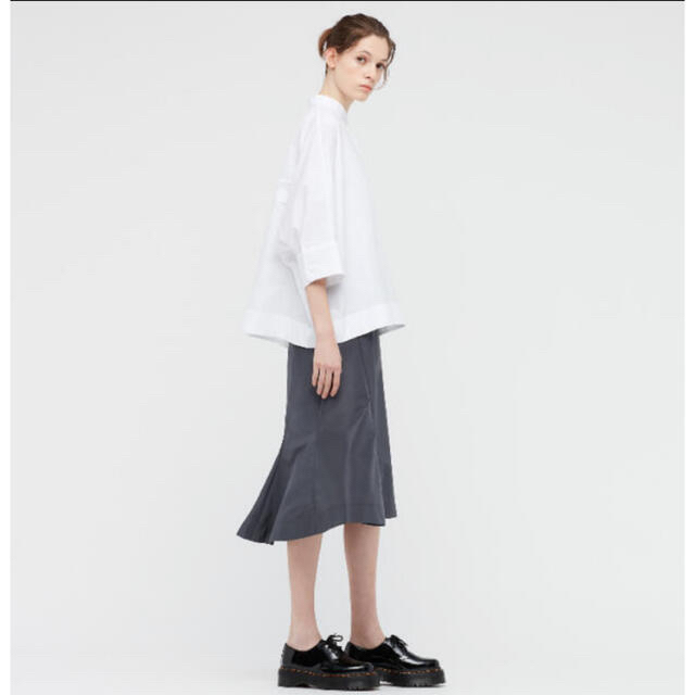 UNIQLO(ユニクロ)のシルクプレンドフレアースカート レディースのスカート(ひざ丈スカート)の商品写真