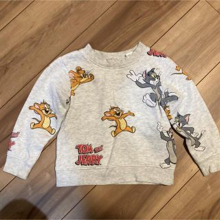 エイチアンドエム(H&M)のトム&ジェリー　薄手裏起毛トレーナー　一歳半から二歳(Tシャツ/カットソー)