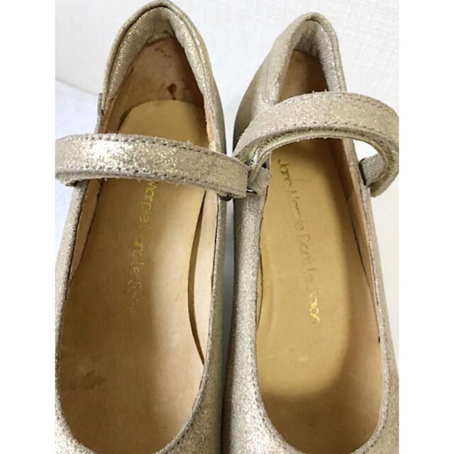 JaneMarple(ジェーンマープル)のジェーンマープル　ゴールドシューズ レディースの靴/シューズ(ローファー/革靴)の商品写真