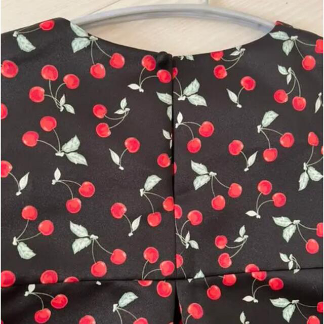 ☆新品同様☆ツルバイ☆さくらんぼチェリー☆ブブラウス Matine-
