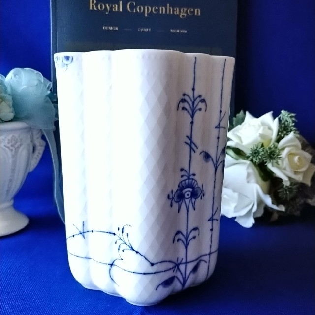 ROYAL COPENHAGEN(ロイヤルコペンハーゲン)の【ロイヤル コペンハーゲン】ブルーパルメッテ ベース 15cm インテリア/住まい/日用品のキッチン/食器(食器)の商品写真