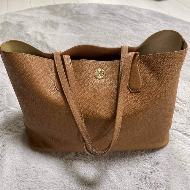 Tory Burch(トリーバーチ)のmii様　TORY BURCH トートバッグ ロゴ金具レザーブラウン A4サイズ レディースのバッグ(トートバッグ)の商品写真