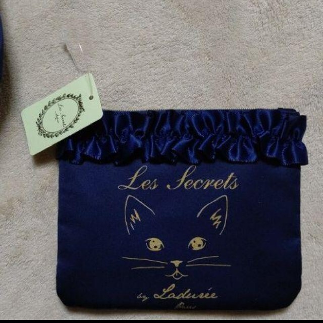 LADUREE(ラデュレ)の新品 ラデュレ 猫 face ミニバッグ ＆ ポーチ ネイビー レディースのファッション小物(ポーチ)の商品写真
