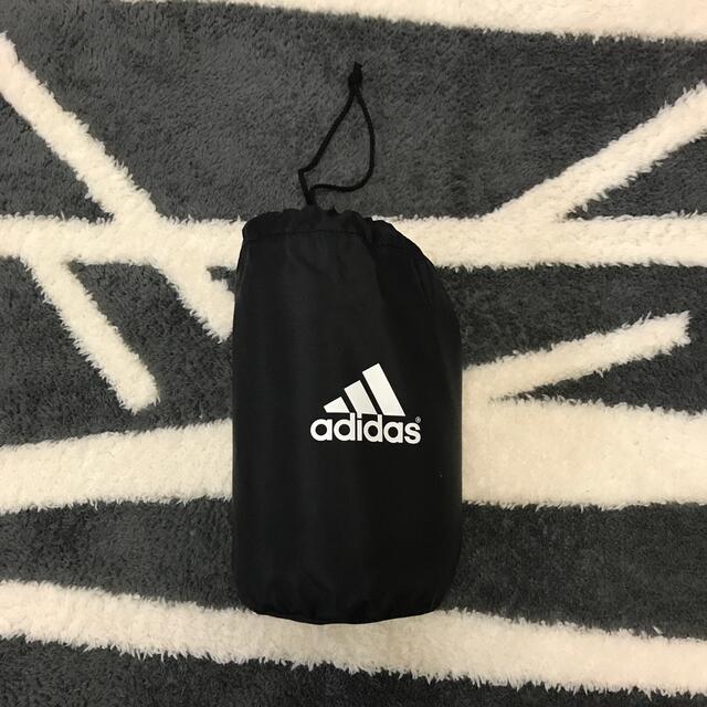 adidas(アディダス)のadidas  膝掛け（薄手のフリース） スポーツ/アウトドアのアウトドア(寝袋/寝具)の商品写真