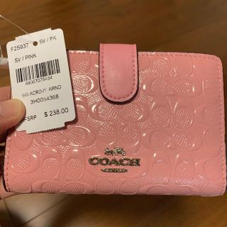 コーチ(COACH)のコーチ　二つ折り　財布　ピンクエナメル(財布)