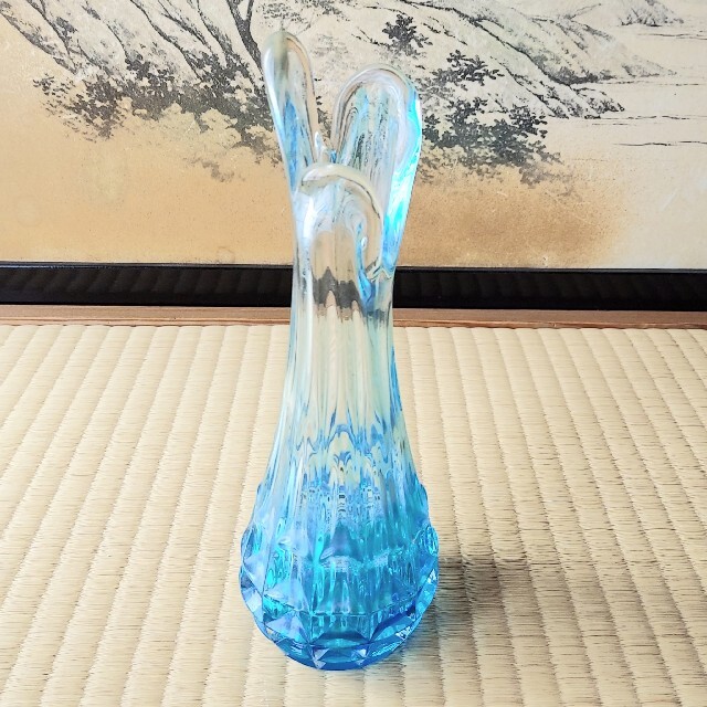 昭和レトロ】花瓶 ガラス 硝子青の通販 by 断捨離中|ラクマ 昭和レトロ】花瓶 ガラス 硝子青の通販 by 断捨離中|ラクマ