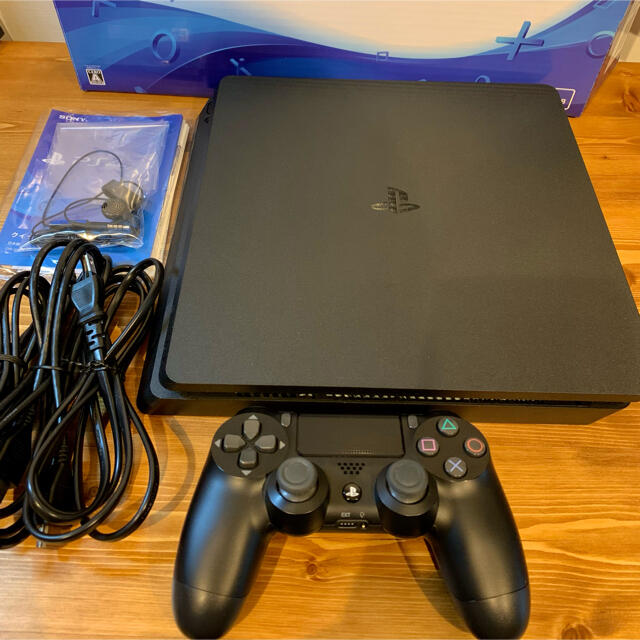 PlayStation4　PS4　 本体 CUH-2200AB01