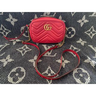 グッチ(Gucci)のGUCCI GGマーモント　ショルダーバック　レッド(ショルダーバッグ)