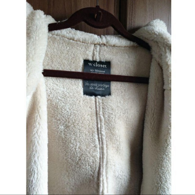 w closet(ダブルクローゼット)のムートンコート レディースのジャケット/アウター(ムートンコート)の商品写真