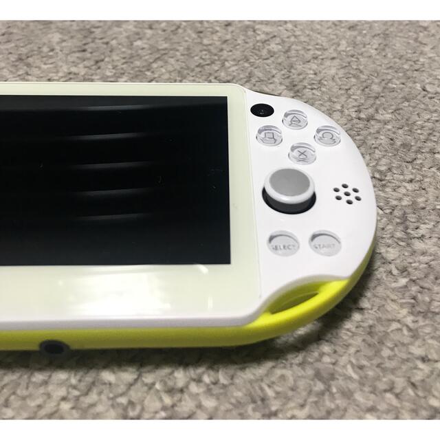 PlayStation Vita(プレイステーションヴィータ)のSONY PlayStationVITA 本体  PCH-2000 ZA13 エンタメ/ホビーのゲームソフト/ゲーム機本体(携帯用ゲーム機本体)の商品写真