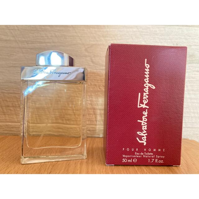 Salvatore Ferragamo(サルヴァトーレフェラガモ)のサルバトーレフェラガモ  プールオム　EDT 50ml コスメ/美容の香水(ユニセックス)の商品写真