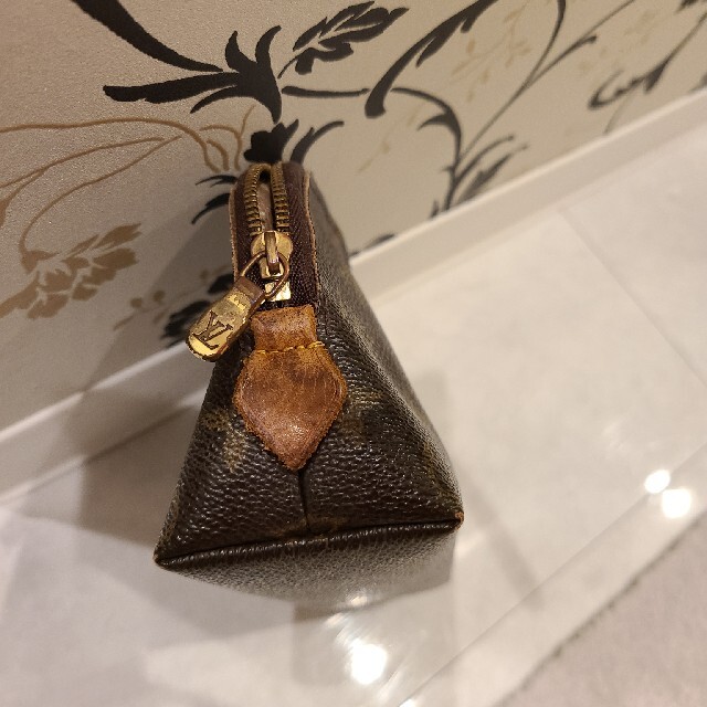 LOUIS VUITTON(ルイヴィトン)のルイヴィトン★ポーチ レディースのファッション小物(ポーチ)の商品写真