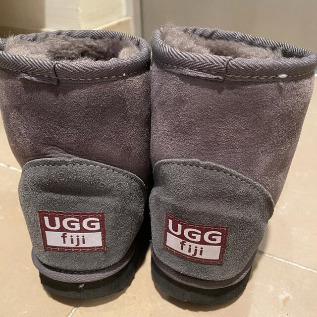 UGG(アグ)の専用 レディースの靴/シューズ(ブーツ)の商品写真