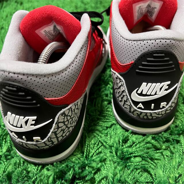 Jordan 3 Retro SE Fire Red (GS)レディース