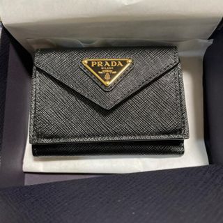 プラダ(PRADA)のPRADA サフィアーノレザー三つ折り財布(財布)