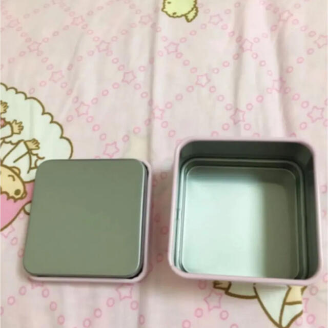 サンリオ - 【激レア】キキララ ミニ缶 キャンディキャビネット サンリオ - 【激レア】キキララ ミニ缶 キャンディキャビネット