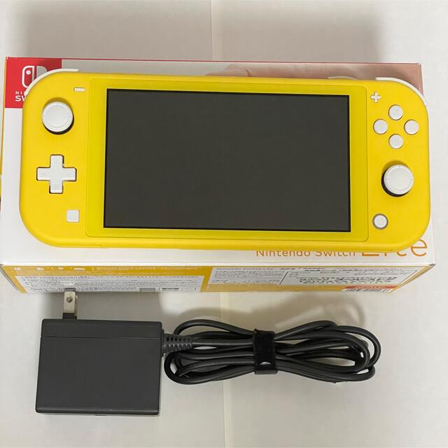 Nintendo Switch Lite イエロー 使用少なめ