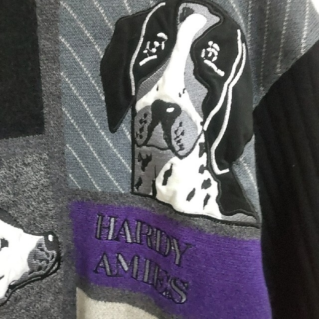 HARDY AMIES(ハーディエイミス)の【フォロー割引済み】ハーディーエイミス　 立体的　アニマル柄　犬　デザインニット メンズのトップス(ニット/セーター)の商品写真